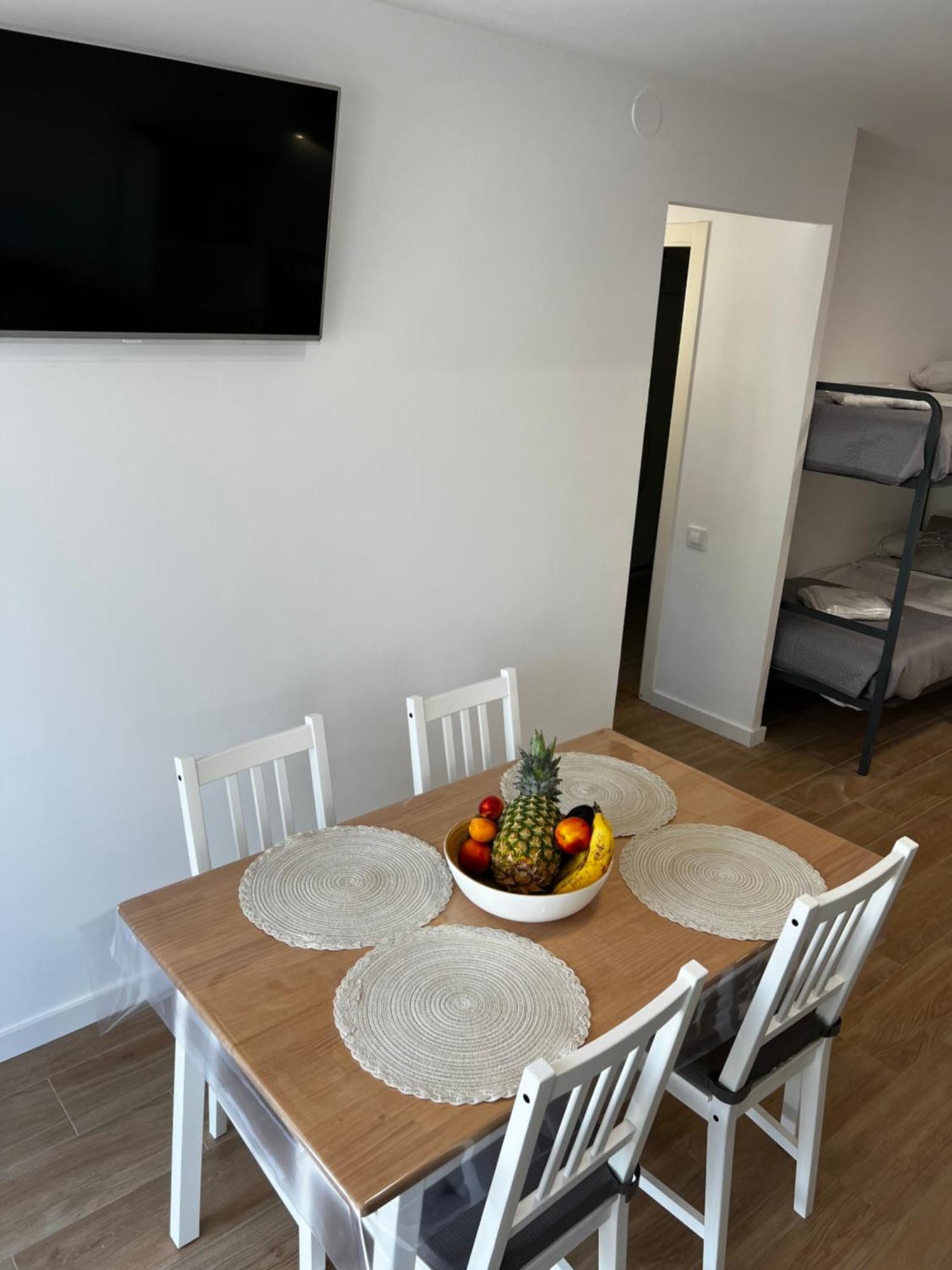 Second Home Salou Bagian luar foto